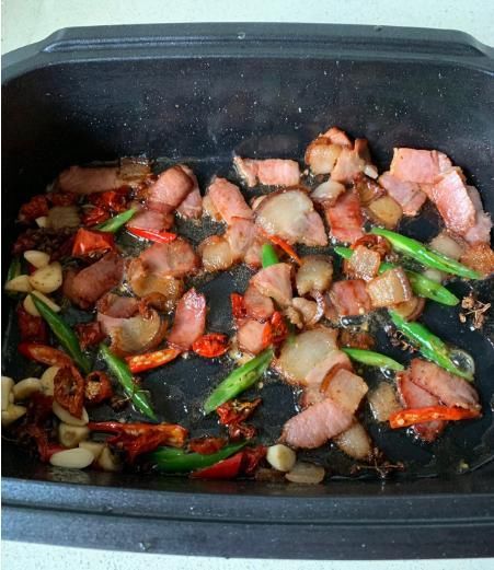 放水|非常的下饭,腊肉干锅花菜,就是不放水