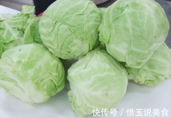 包菜不要炒了，教你一个新吃法，上桌分分钟抢光，学到就是赚到！