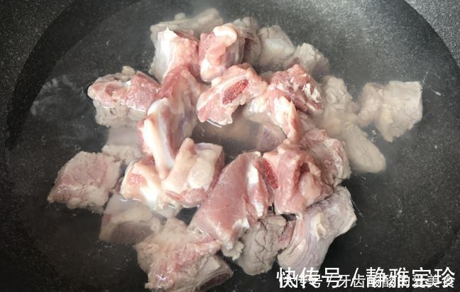 排骨汤|炖排骨汤，不要放“3样料”，教您正确做法，排骨汤鲜香味道好
