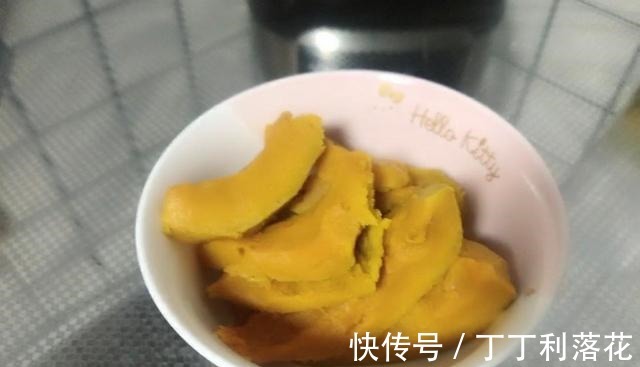 黄米|天越冷越要喝这粥,富含多种维生素,营养滋补不上火,人人吃得起!