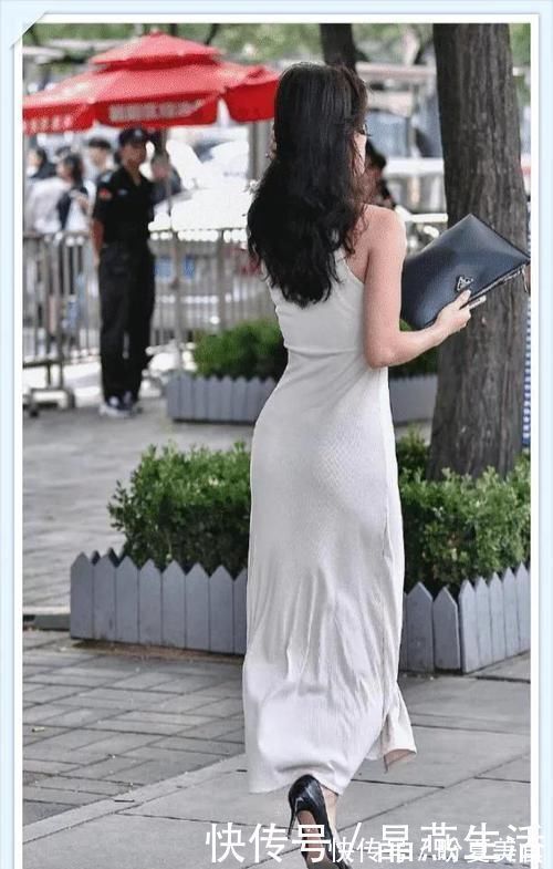 背影杀 辣妈真会穿,还别小瞧“睡衣裙”,能亮出极品的背影杀吧