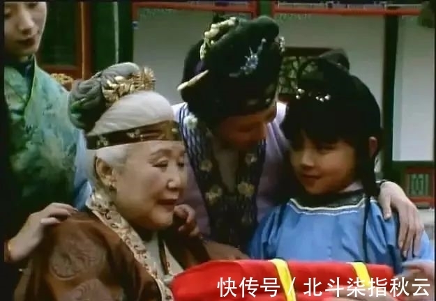 贾芸&贾宝玉遇到贾兰时在做什么?一个在溃烂,一个在茁壮生长