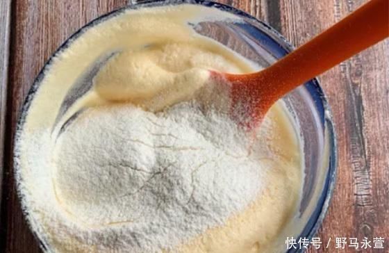 在家自制奶油鸡蛋小饼干,不用烤箱不用油,一口平底锅轻松搞定!