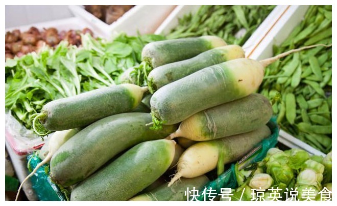 买萝卜时,绿萝卜好还是白萝卜好教你方法,选出好吃的萝卜