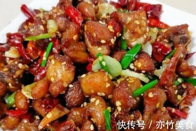 肉末|美食推荐干香菇炒肉、辣子鸡丁、梅菜扣肉、肉末炒细粉的做法