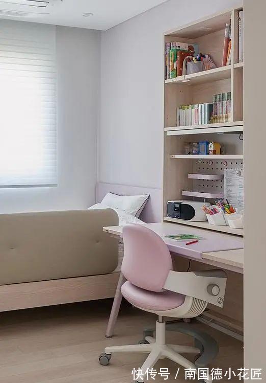 书桌|坚守自己的装修准则:简装为主,7个细节,再多住20年仍是经典
