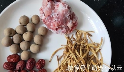 自然|失眠就怕这碗汤，隔2天就喝一碗，一觉睡到自然醒，真舒服啊！