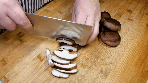 豆腐加鸡蛋百吃不厌的做法，外焦里嫩更入味，米饭都要多吃两碗