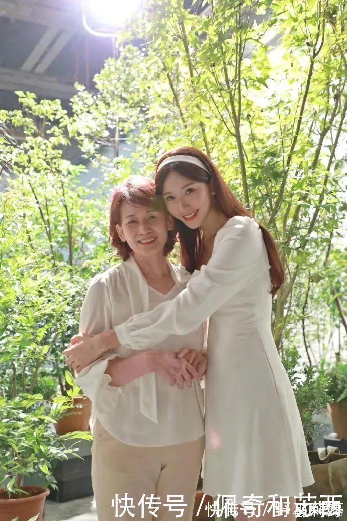 护发|大S四天不洗头、Kendall Jenner自制发膜,为了护发她们真的好拼!