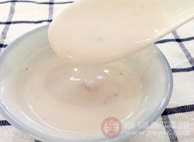 腹胀怎么办 按揉腹部能预防这个问题