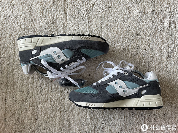 sSneaker 篇一百二十四：Saucony Shadow 5000分享，三双不同风格