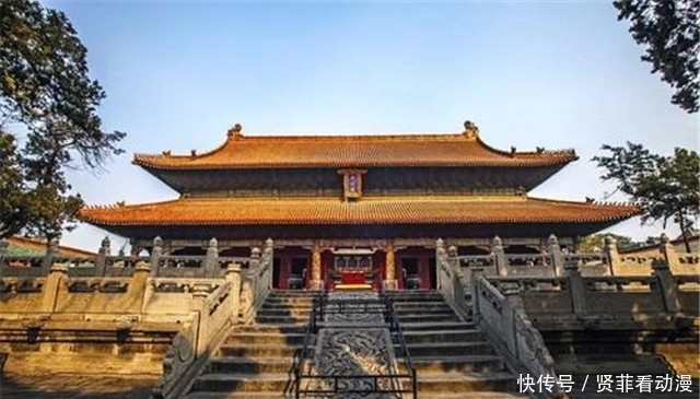 孔府的红长凳:明朝宰相枯坐两时辰结局悲惨,几百年来只有贪官坐