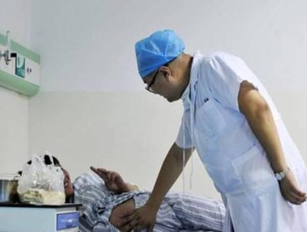 女性|妇产科男医生面对女性,怎么避免尴尬不要害羞