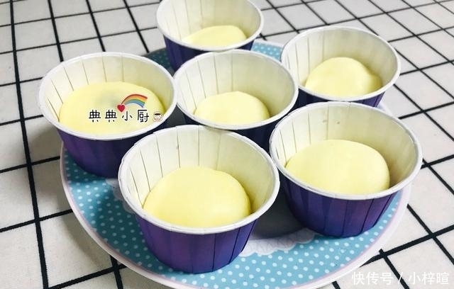  甜而不腻，简单易做，免烤箱的零失败小甜点