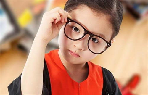恢复|孩子有“近视眼”如何恢复?这3种训练办法,越早知道越容易恢复