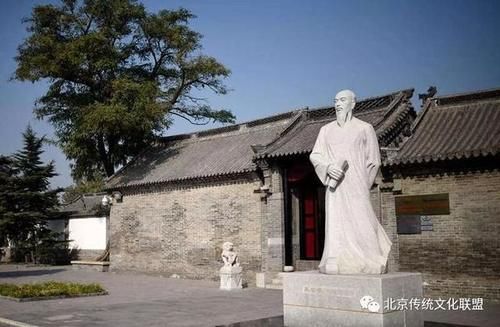  市场|报国寺 二环内第一家也是最后一家收藏市场