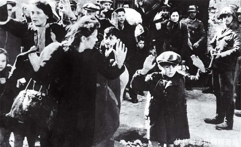 二战|二战罕见老照片弟弟饿了，妈妈你在哪？