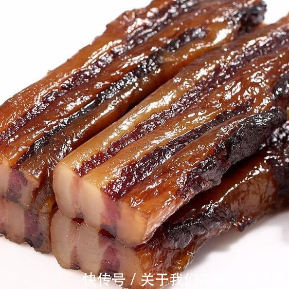 腌腊肉时，10斤肉放多少盐？牢记3点，腊肉不霉不臭，越放越好吃