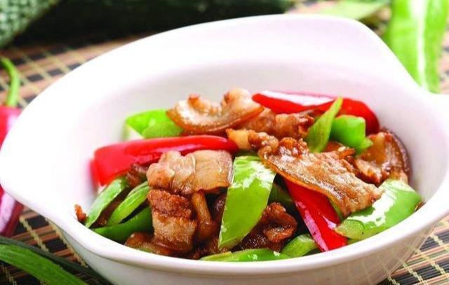 五花肉|这才是农家小炒肉,简单下饭又美味,让你吃了还想吃