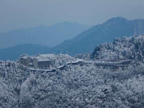 衡山|祈福圣地衡山成人间仙境，南国雾凇离广东仅2小时，游客：大美！