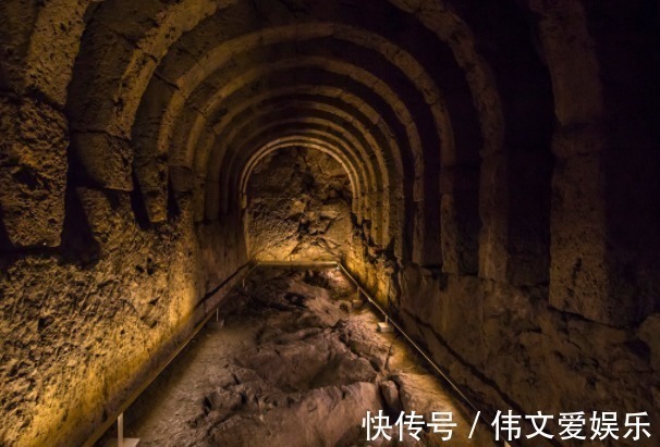 李汝珍@古人讲含笑九泉,九泉指的是哪九泉和黄泉有什么关系