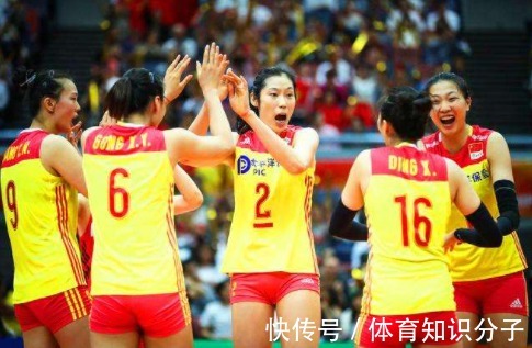 中国球员|女排面临一大警惕，国际排联12强无一中国球员，女排改革刻不容缓
