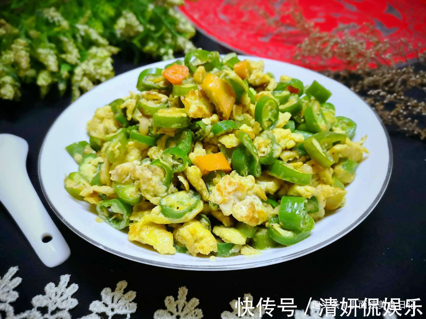 小面姨美食日记|便秘最怕这菜，一周吃2次，排空黑宿便，口臭没了，大肚腩不见了