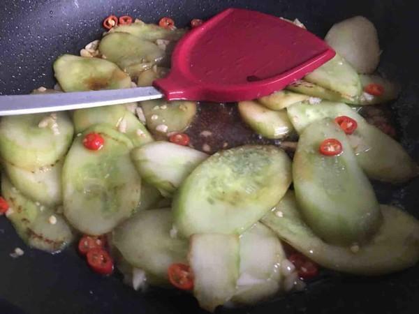 天然冷冻剂被发现了，李阿姨五十岁没斑没皱纹，因为经常吃它！