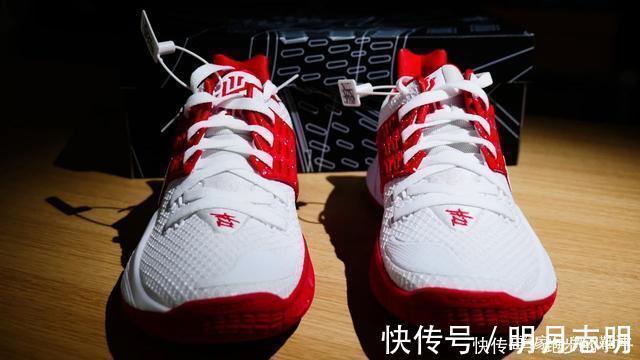 wen|600块前后掌双气垫!Nike再次诠释团队款比签名鞋好