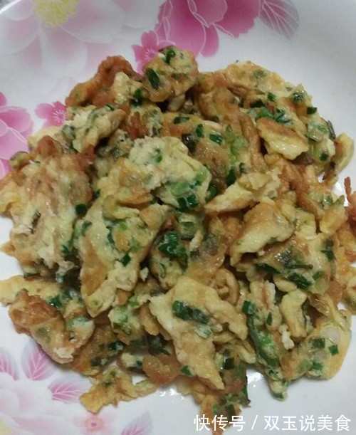 放假第一次去女友家,准丈母娘做的这一桌饭菜,吃完我都不想动了