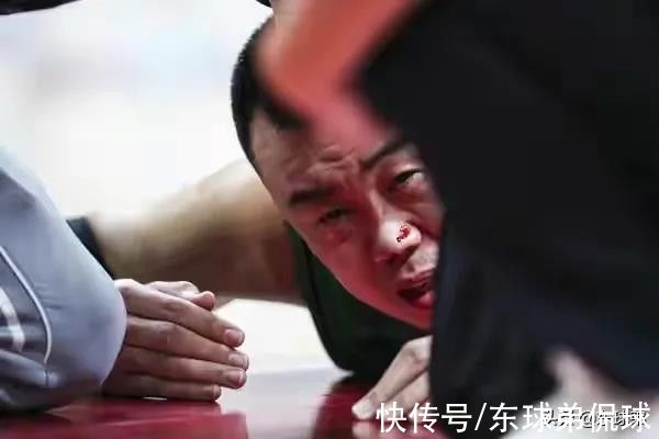 威姆斯|打球脏？为何广东男篮的比赛容易出现人员受伤？杜锋朱总该清醒了