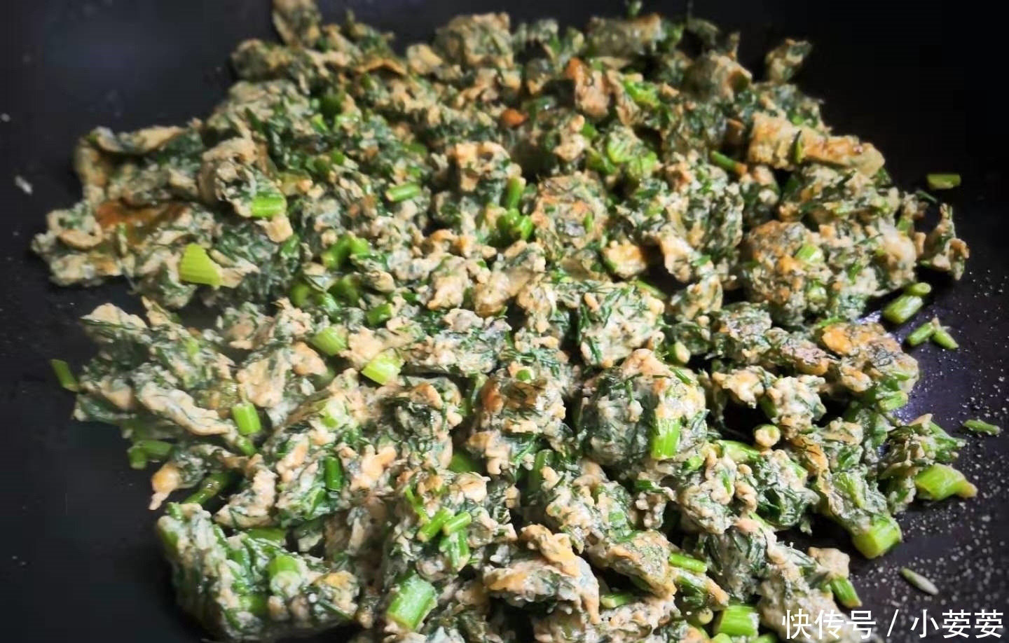 鸡蛋和这是绝配,晚饭炒一盘,隔天排宿便,小腹平坦,皮肤水灵