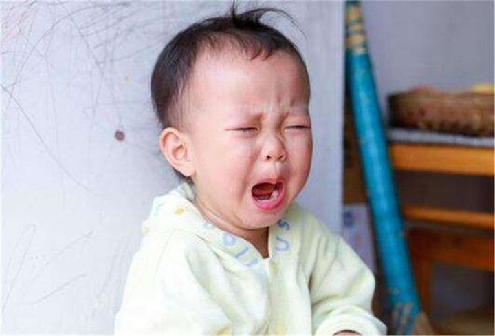 家长|“你妈妈走了，不要你了”，中国式逗娃，取悦了家长却害了孩子