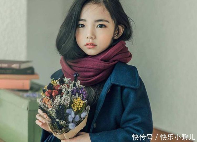 妞妞|5岁“超惨童模”,每天一顿饭还没肉,妈妈故作心痛:你不能长高