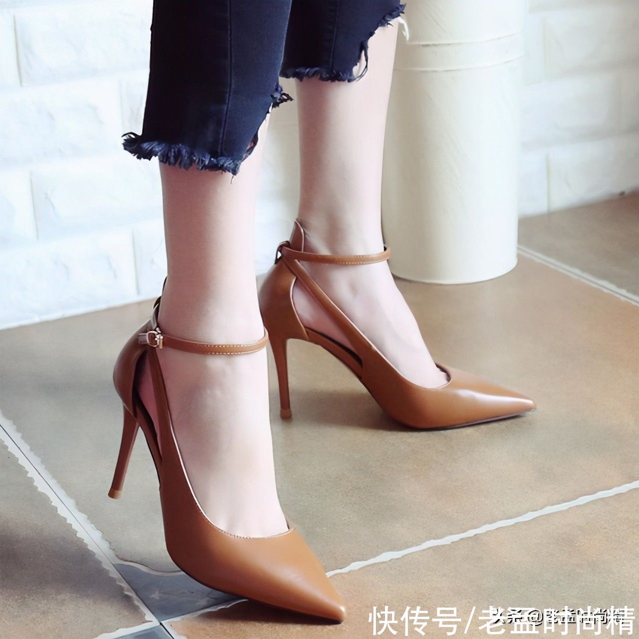 一字扣 谁说穿高跟鞋就一定累脚?这些高跟鞋,好穿又好看