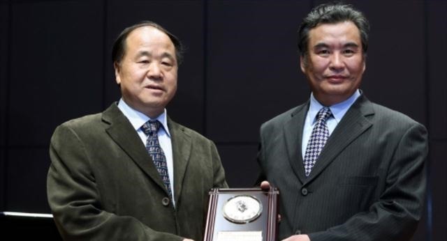 麦穗#莫言:我有一种偏见,我认为文学作品永远不是唱赞歌的工具