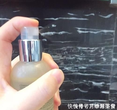 如何用最短的时间，进行最有效的护肤带你get晨间护肤小步骤