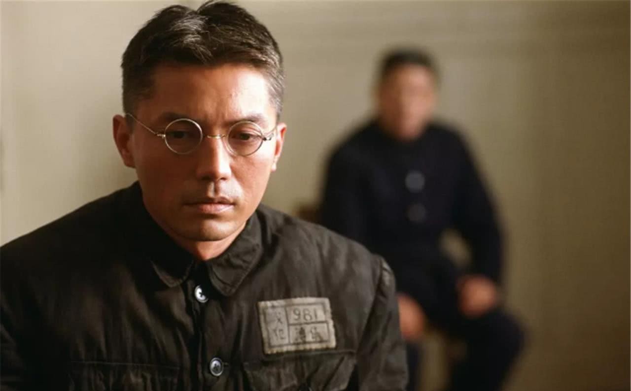 专家|老人逛故宫一眼发现照片错误,专家呵斥间,老头怒道:这是我爹