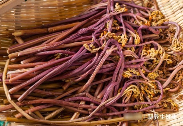 蕨菜|为什么医生建议,平时尽量少吃这6种蔬菜?了解一下,不会吃亏!