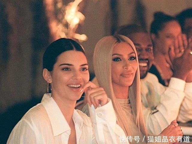 会穿的女人凭什么赢?4件单品搭配30天不重样,日杂示范太实用