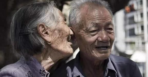 人到中年想健康,牢记:不吃“3饭”、不睡“3觉”,会与长寿有缘