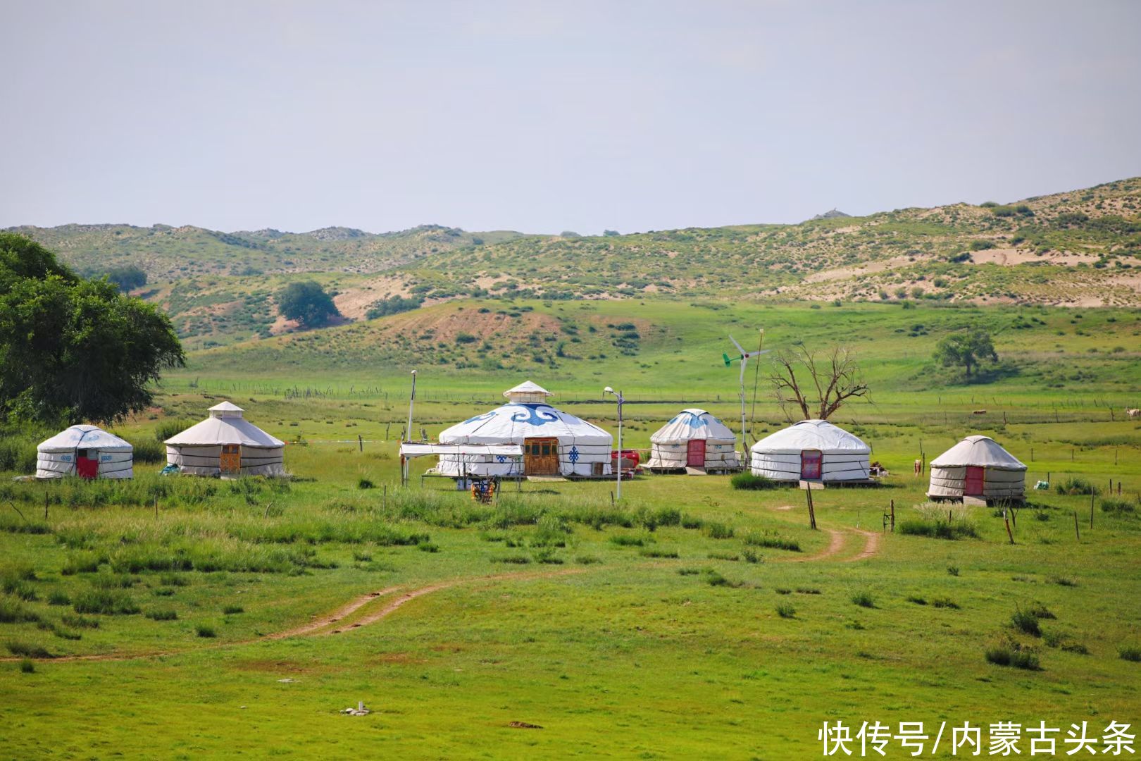 浑善达克沙地|乘着越野车，打马过草原追日出、赶日落