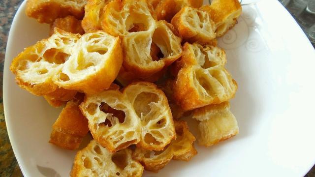 早餐|无矾无碱能炸油条?23年早餐店老板:只需加这2样,蓬松又健康