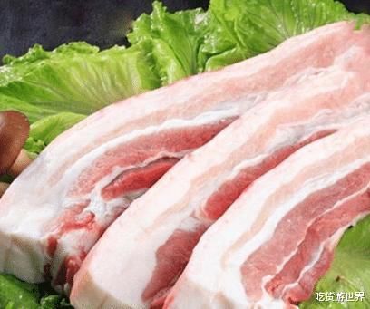 买五花肉,要分清“上五花”“下五花”,两者差别很大,别买错了