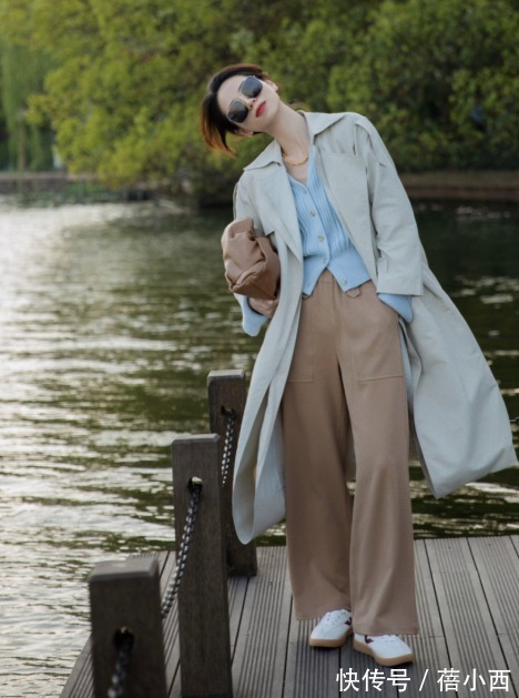 高跟鞋|建议30+女性多穿“风衣”,搭配裤子、裙子,普通人也能气质翻倍