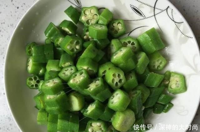 秋葵炒鸡蛋|它钙是鸡肉的6倍,再贵也要买,隔天吃一盘,骨骼强健,脑瓜聪明