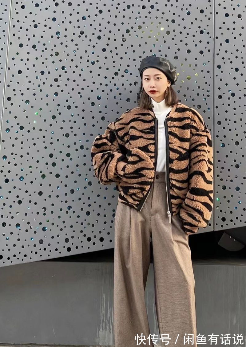 虎纹|新年别总穿红色,虎年穿“虎纹”才够霸气,2022年“虎”起来!