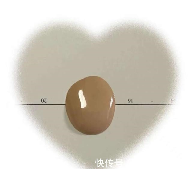 日光 国货粉底液真的支棱起来了吗!5款百元内粉底液8小时实测!