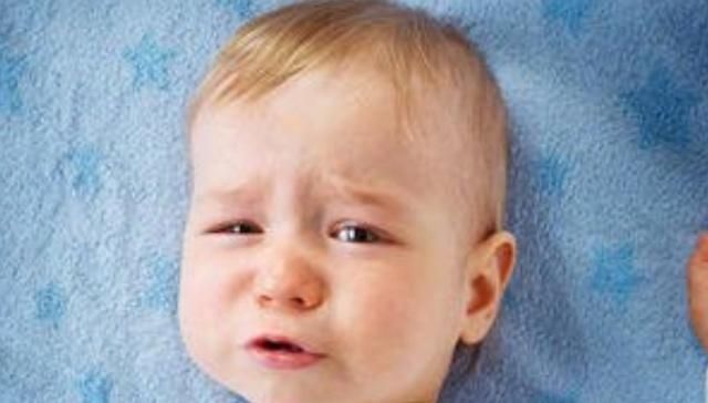 四缝穴|孩子有这4个现象说明已积食,用这3式小儿推拿,可能会快速缓解