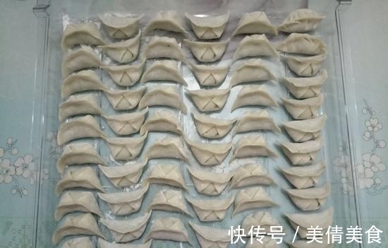 不管是包饺子还是包馄饨，牢记如何拌肉馅这诀窍，保证好吃又不腻